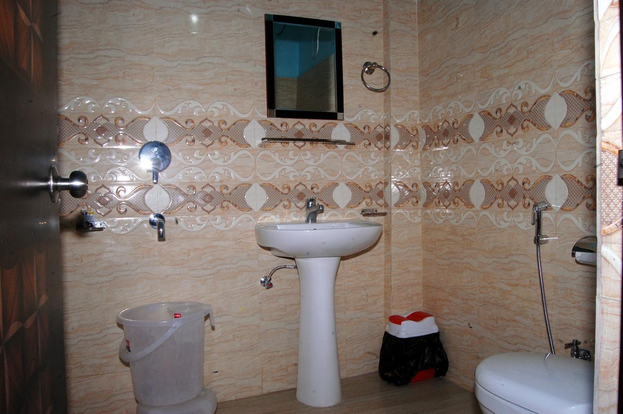 Hotel Devbhoomi Inn Ришикеш Экстерьер фото